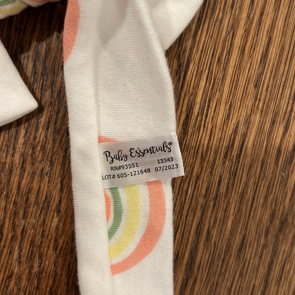 Baby girl rainbow print bow headband - Picture 7 of 8